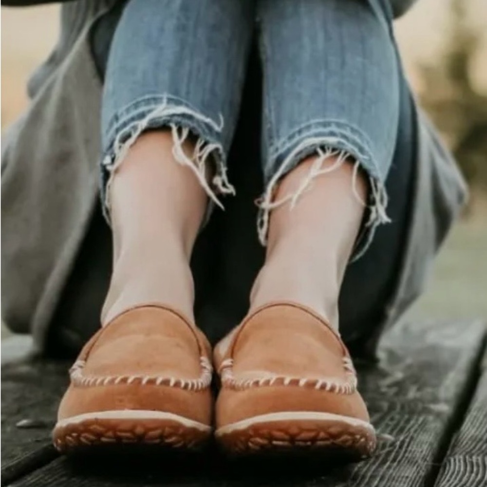 Minnetonka Slippers